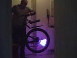 Monkey light éclairage vélo, 1 sur roue arrière démo
