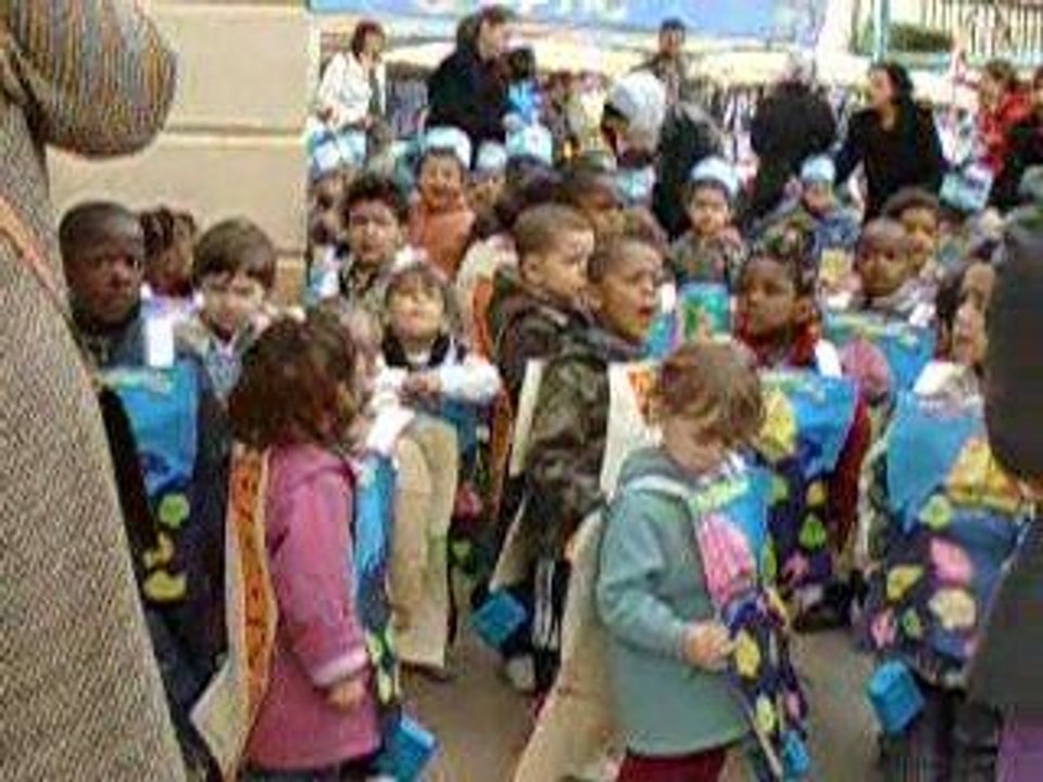ecole maternelle jean moulin défilé des enfants