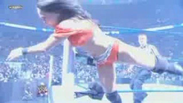SmackDown 10.04.09 Michelle McCool VS Gail Kim