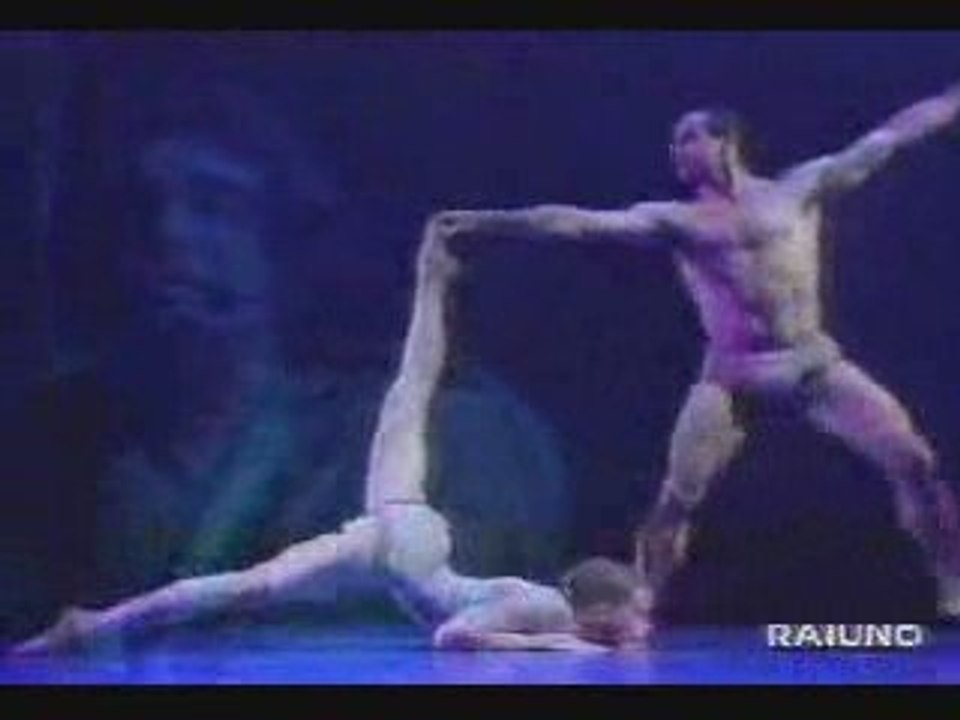 MOMIX