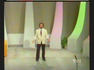 Cumhur ogretmenin "Bir o yana" bestesi