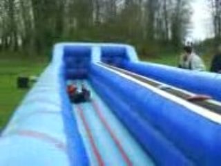 Imprévus 2009 : Course Elastique : Pauline VS Loïc