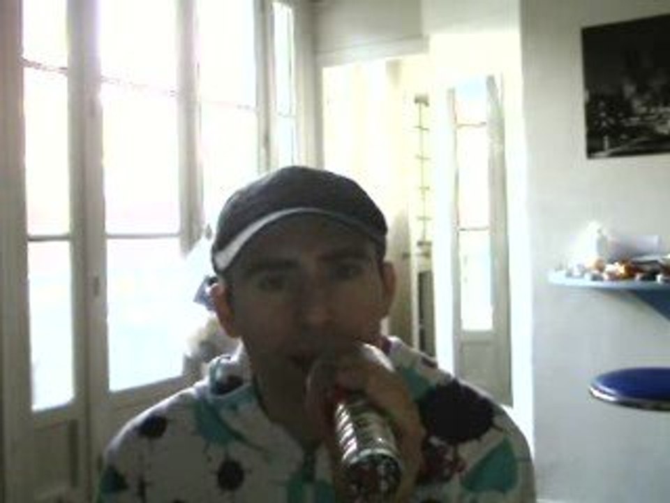 Wiwi égratigne "Au delà des rêves"