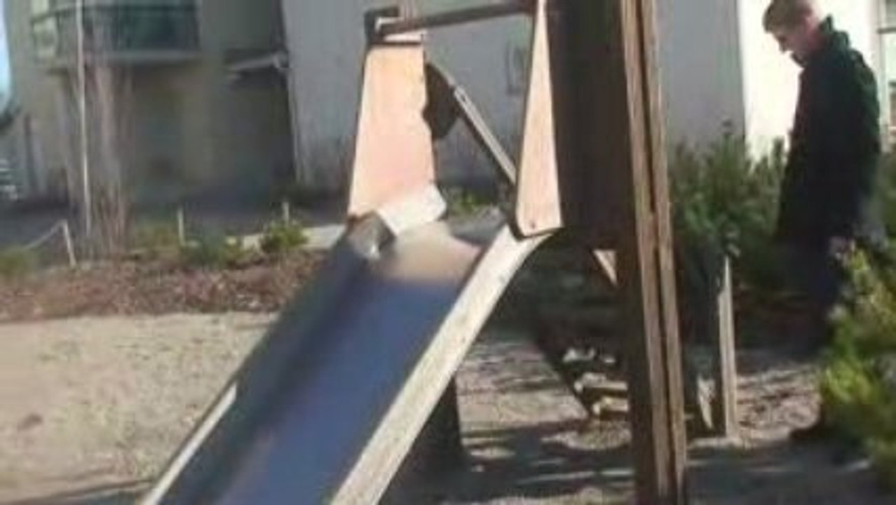 Slide tobo