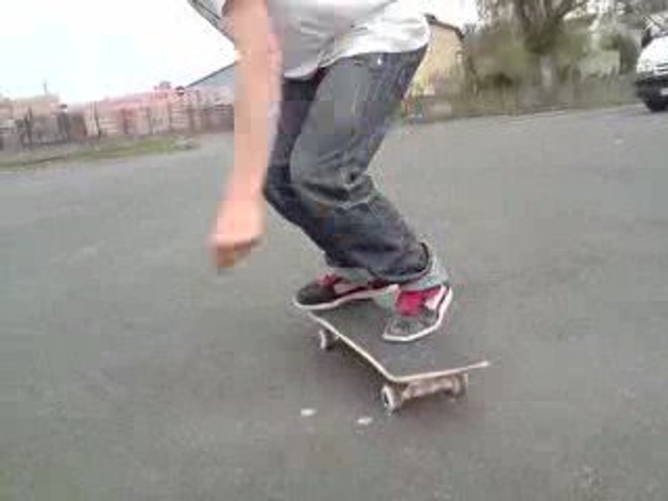 Olli 180 to fakie bigspin