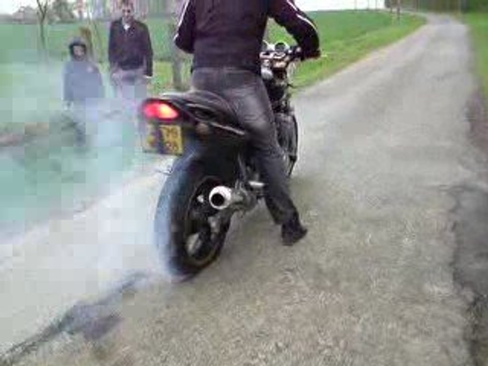 un burn aoute en attendant le 24h du mans