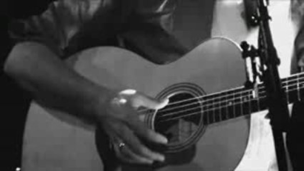 FISTFUL OF SWOON by Vandaveer live @ la Fleche d'Or by BECH