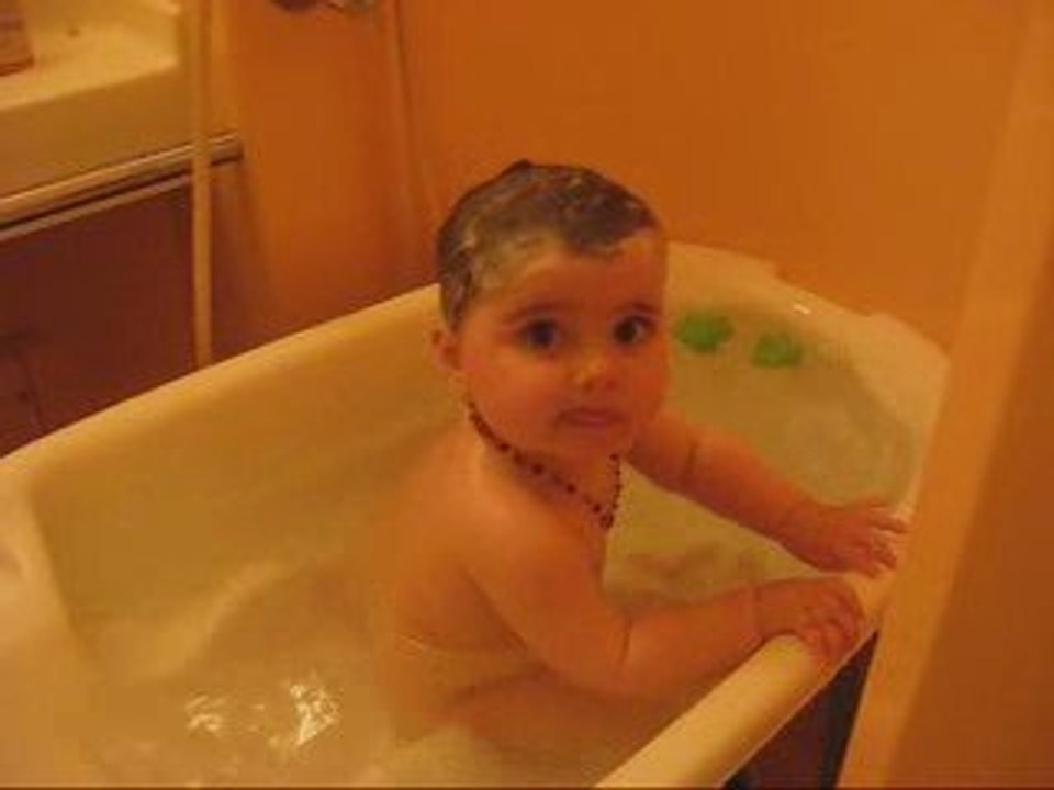 Un bain bien éclaboussé