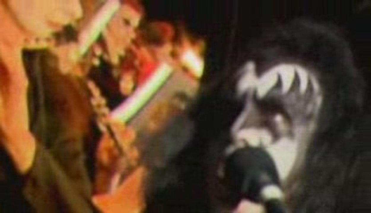 Kiss - I Was Made For Loving You.- (with orchestra).-