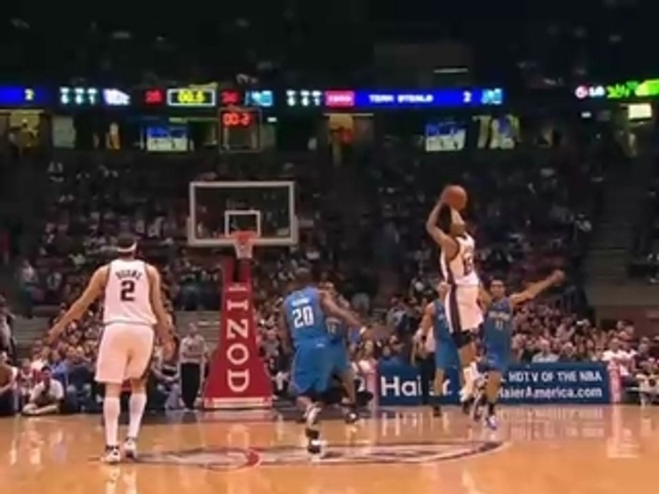 Vince Carter Sinks the_Buzzer-Beater