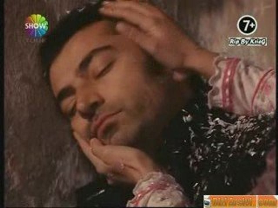 Aci.Hayat.Bu şiirimi anlayınca anliyicaksın beni