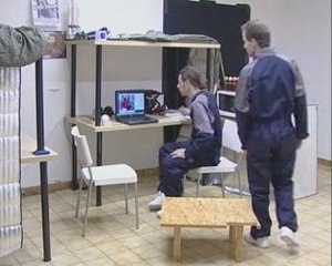 Hello Mars - Jour 27 : Qui est-ce ?