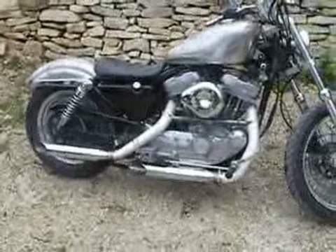 HARLEY DAVIDSON 883