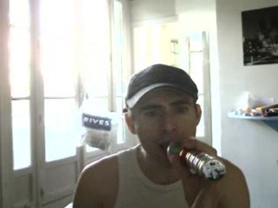 Wiwi égratigne "Aimer" de Frédéric François