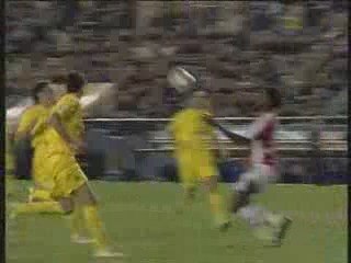 top but adebayor bicyclette!!! 12 /04/09