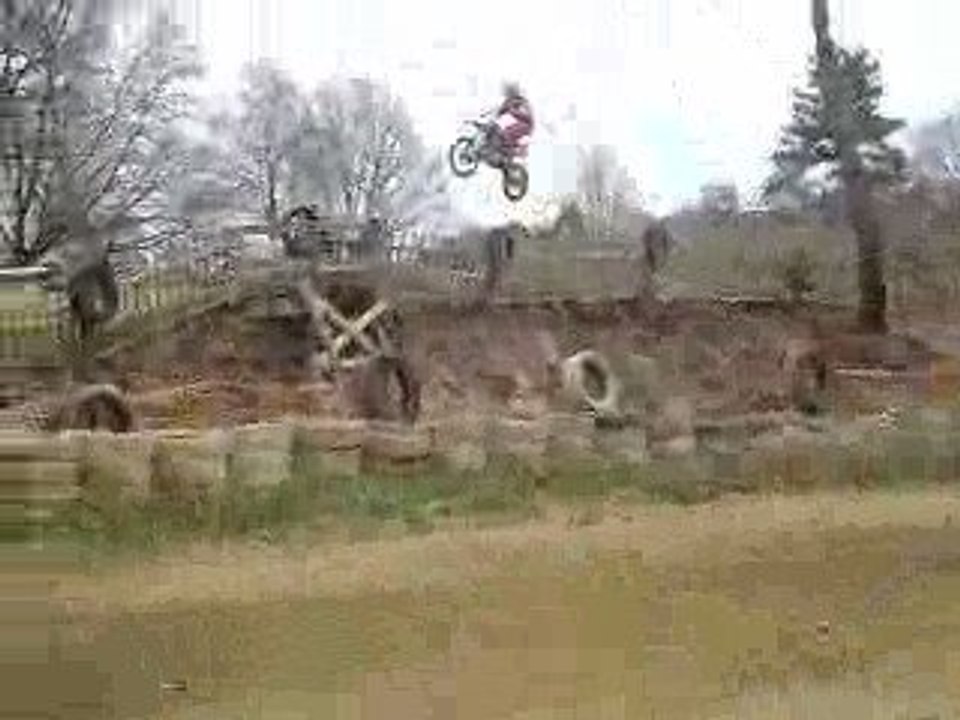 Les 125cc sur la table de Mohon
