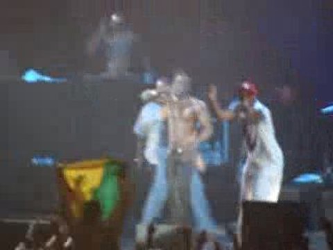 Akon à Bercy le 11/04/2009 Right now