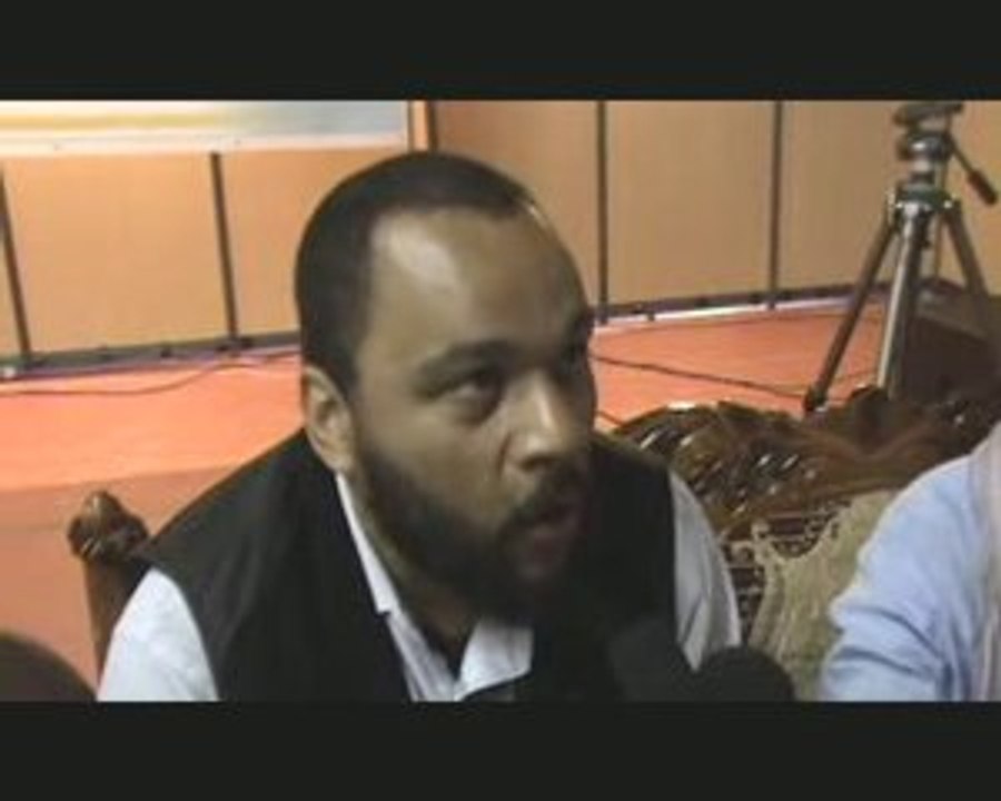 Dieudonné et Alain Soral au rassemblement annuel de  l'UOIF