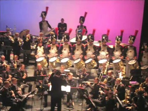 Musique BSPP - Tambours BGHA La marche des bonnets à poils