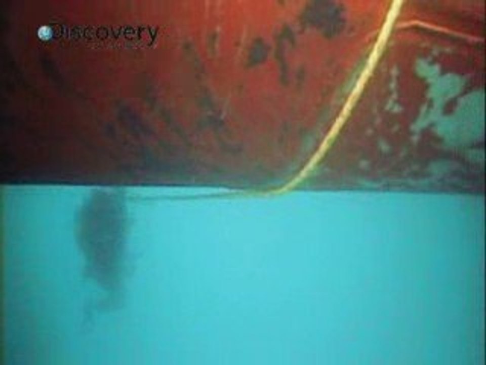 Deadliest Catch New Season - Keith Takes a Beating