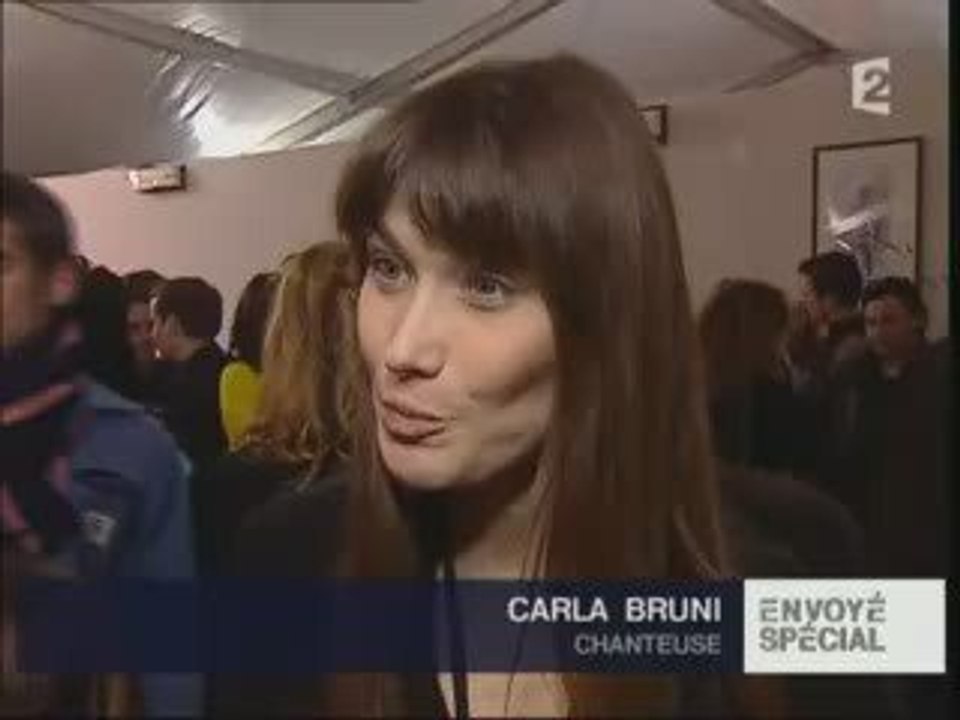 Si si elle l'a dit Carla Bruni adore se faire pirater