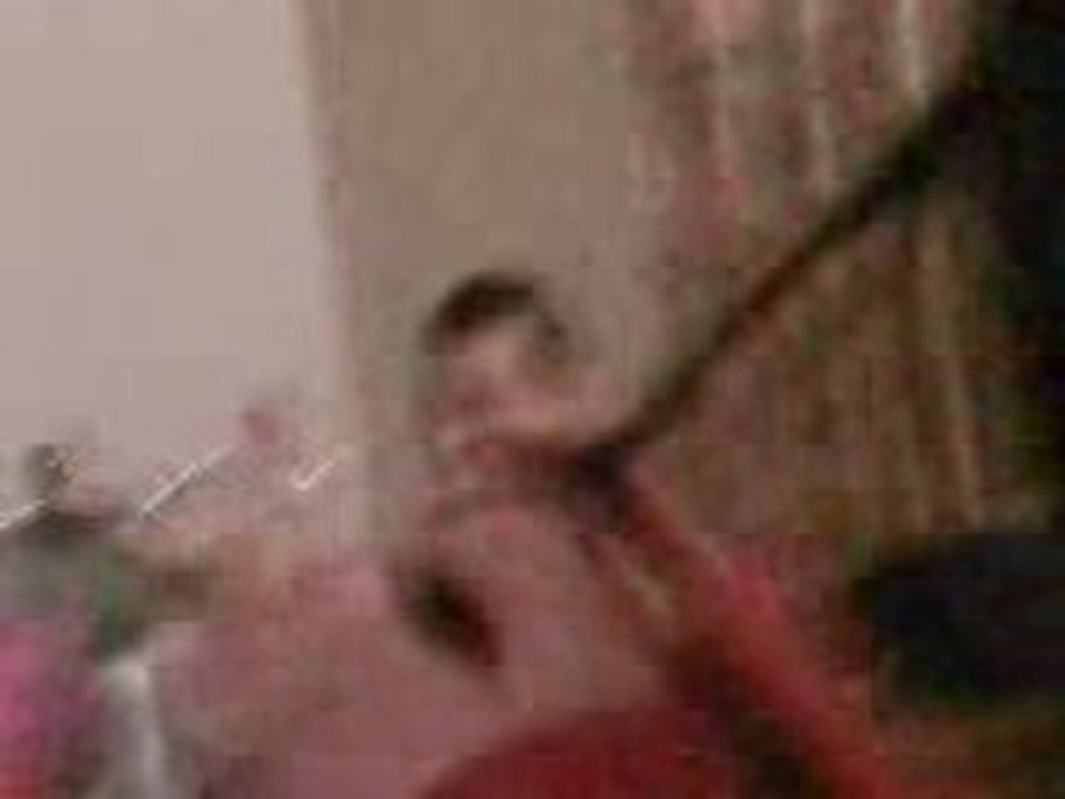 " Chaud on dirais une ecrevisse "