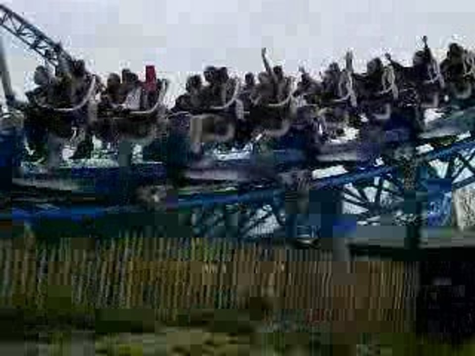 Off-ride Blue Fire (depuis la file)