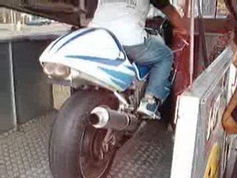 GSXR 750 1996 Srad passage au banc