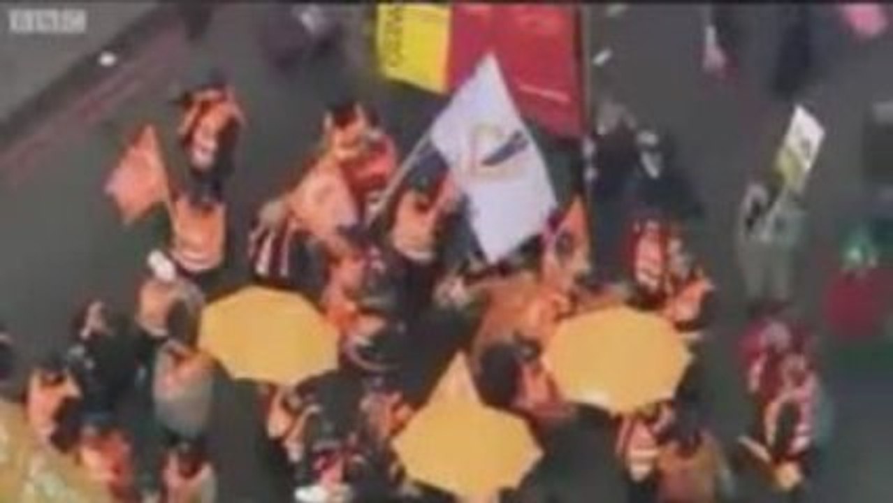 G-20 demonstrators march in London