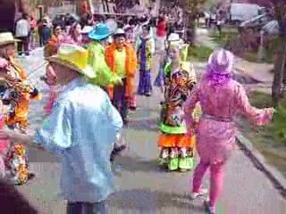 Danse GIMME GIMME GIMME a la cavalcade d'auvelais