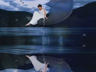 W ŚWIETLE KSIĘŻYCA