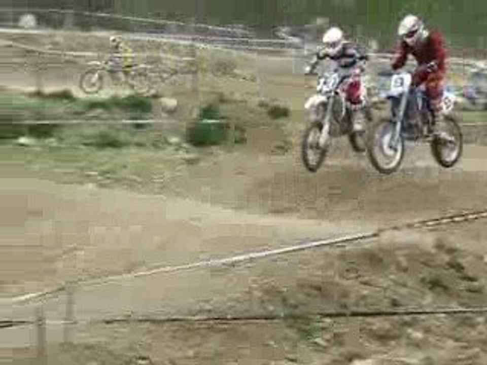 belle ataque du leader