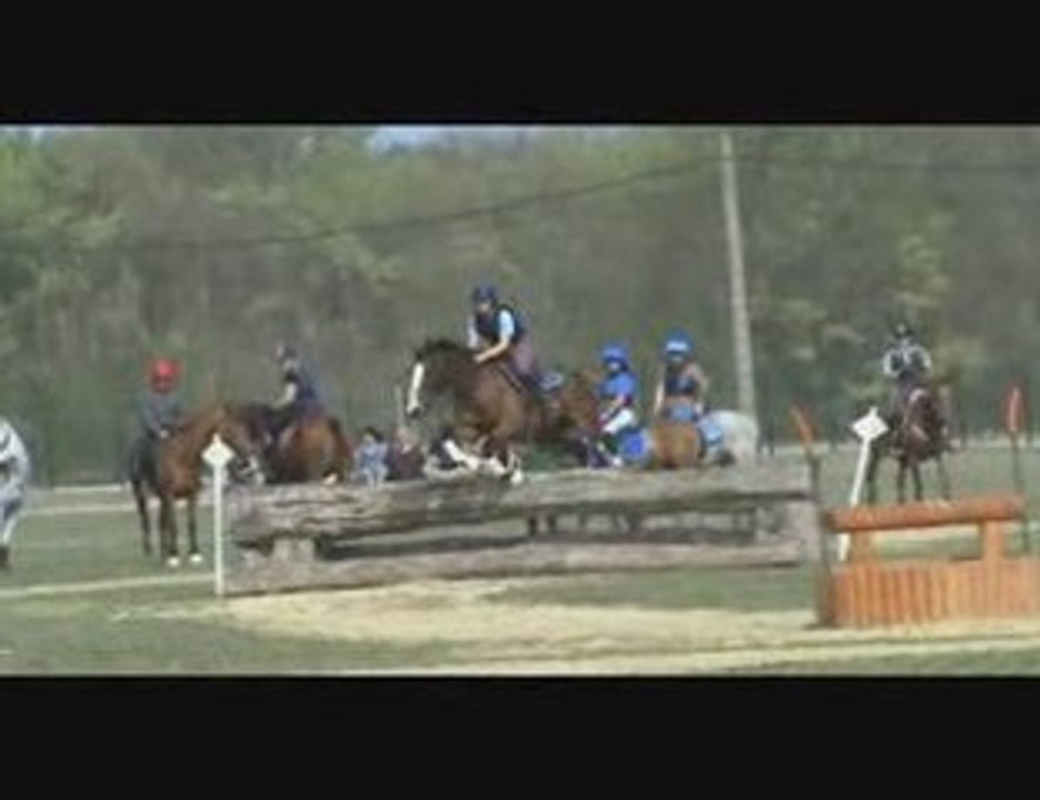 Cross Jablines Julie