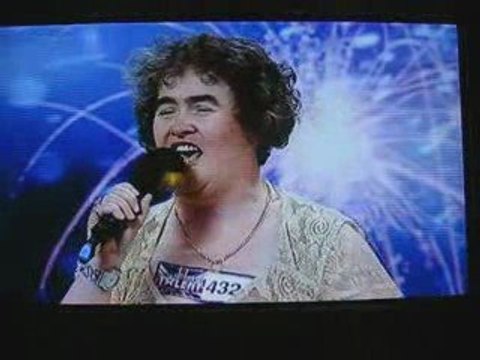 Susan Boyle Sings on Britain's Got Talent 2009 Episode 1