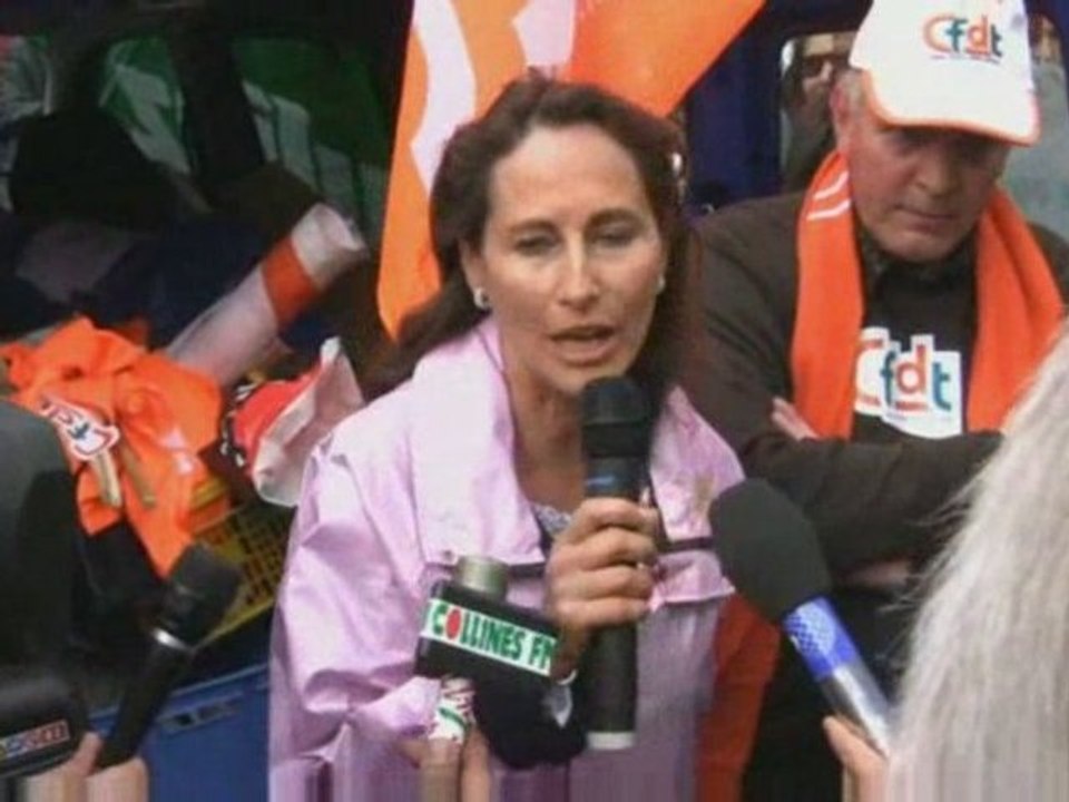 Ségolène Royal avec les salariés d'Heuliez