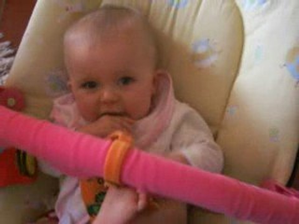 Méliane, Eclat de rire 8mois