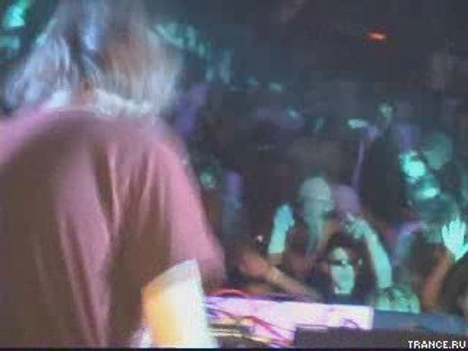 Cosmo_chaos_-_live_at_shiva_space_spring_tour
