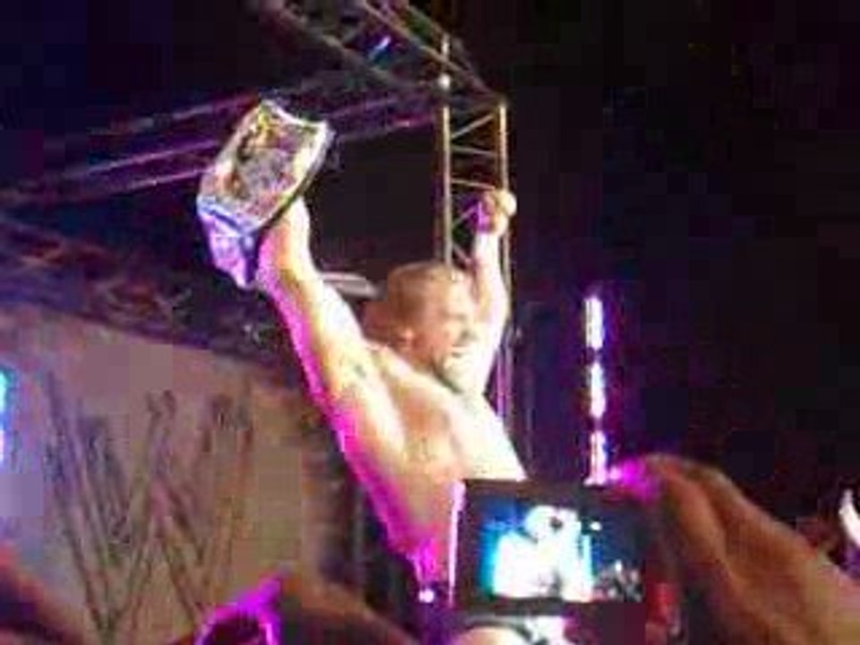 Smackdown Strasbourg 17/o4/o9 : Départ Triple H