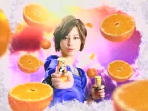 Horikita Maki - Gyugyutto 2009 CM