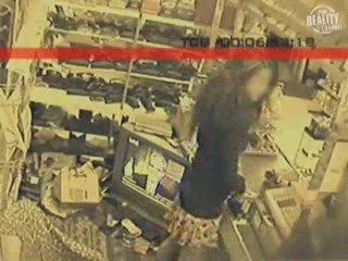 Hırsız kız parayı nereye sakladı