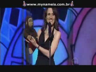 Nina Conti e seu Macaco