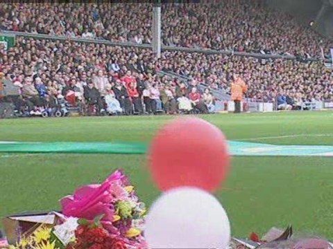 Anfield falls silent to remember Hillsborough victims