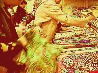 SYLVIE au Marché ST PIERRE