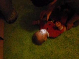 1er lavage de dents d'Ewen