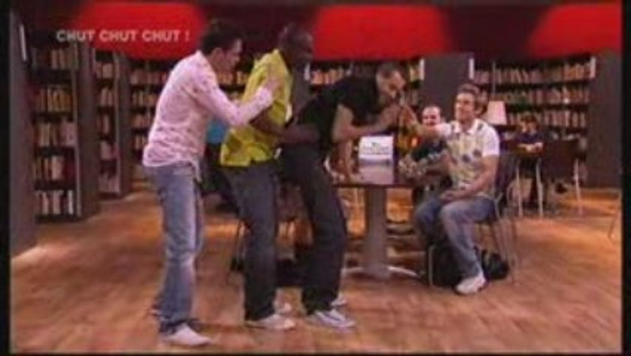 La Bande à FIFI Chut Chut Chut ! Les chaussures écureuil W9