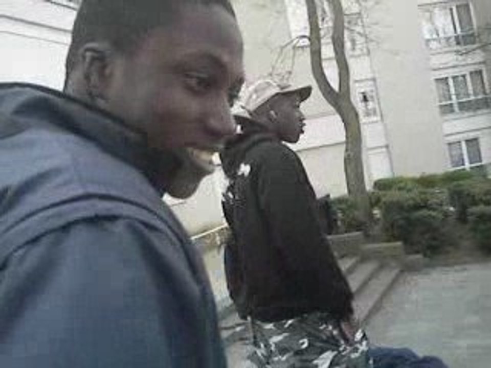 TORCY 77200 "VASY POSE"2006