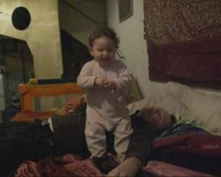 Elina toture papa