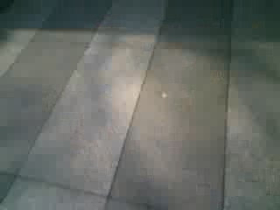 Jonathan Carré descente de la place liberté en trotinette