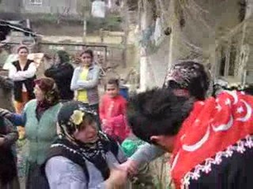TORUN BÖYLE ASKERE GÖNDERİLİR 1
