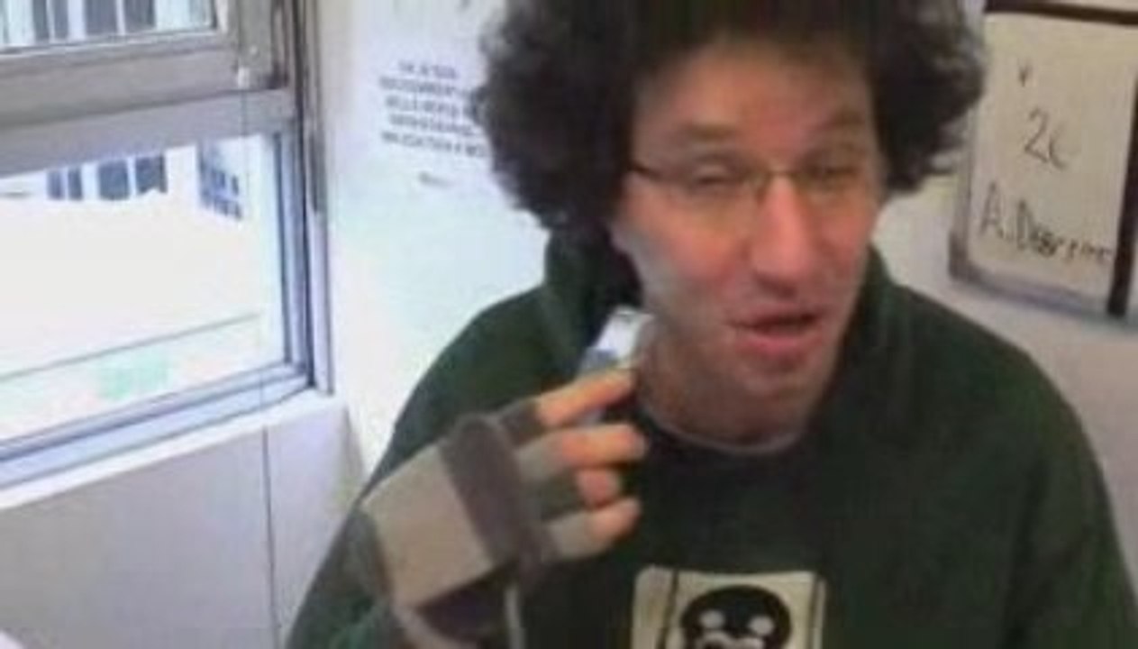 Le rasoir USB de Manu !